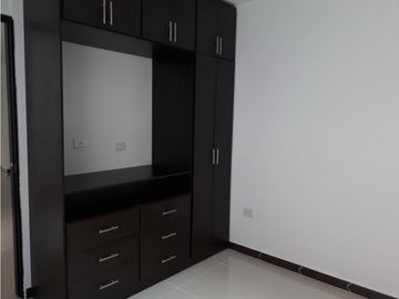 VENDO CASA DE 3 PISOS INDEPENDIENTES EN VALLE DEL LILI (F.D)CW:9901913