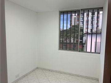 VENDO APARTAMENTO PISO 3 EN QUINTAS DE DON SIMON (A.M) CW:9970022