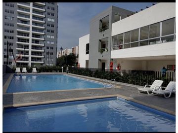 VENTA DE APARTAMENTO EN VALLE DEL LILI PISO 12 (P.Z) CW: 9991777