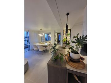 VENTA DE APARTAMENTO EN VALLE DEL LILI PISO 12 (P.Z) CW: 9991777