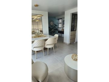 VENTA DE APARTAMENTO EN VALLE DEL LILI PISO 12 (P.Z) CW: 9991777