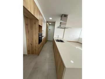 VENDO LINDO APARTAMENTO PISO 12 EN VALLE DEL LILI (P.Z) CW:10004433