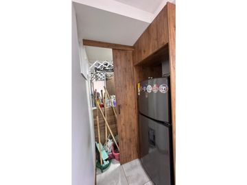 VENDO LINDO APARTAMENTO PISO 14 EN BARRIO LA SELVA (P.Z) CW:10020463