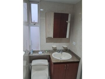 VENDO APTO PISO 5 CON ASCENSOR EN PRADOS DEL LIMONAR (A.M) CW:10201468