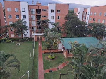 VENDO APTO PISO 5 CON ASCENSOR EN PRADOS DEL LIMONAR (A.M) CW:10201468