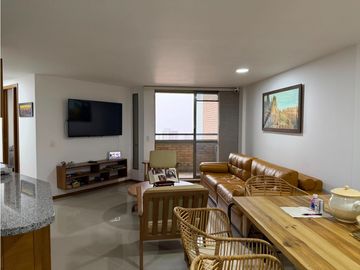 Apartamento para venta amoblada o tradicional en Sabaneta, piso 7