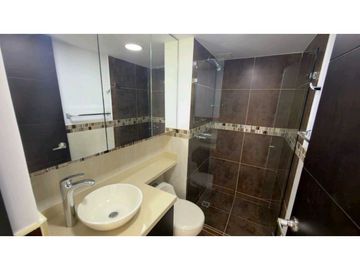 ARRIENDO APTO EN AVIVA LOMA DE LOS BERNAL 85mts