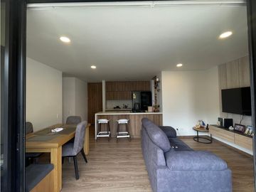 Venta de Apartamento en Envigado, Sector El Trianón-Unidad Completa