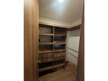 Venta de Apartamento en Envigado, Sector El Trianón-Unidad Completa