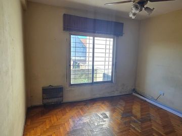 3 unidades en lote 300m2 con parque y cochera