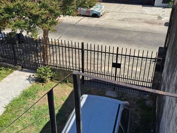 3 unidades en lote 300m2 con parque y cochera