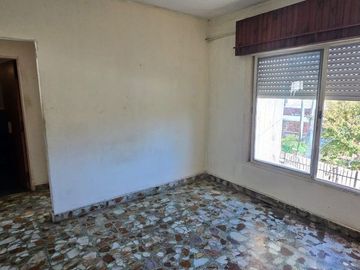 3 unidades en lote 300m2 con parque y cochera