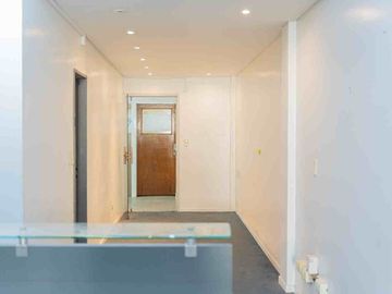 VENTA OFICINA LUMINOSA APTO CRÉDITO EN SAN NICOLAS