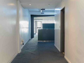 VENTA OFICINA LUMINOSA APTO CRÉDITO EN SAN NICOLAS