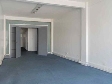 VENTA OFICINA LUMINOSA APTO CRÉDITO EN SAN NICOLAS
