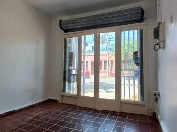 Local comercial en arriendo  en RECOLETA