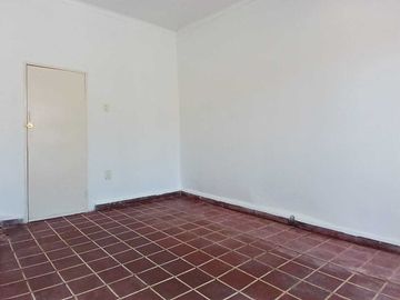 Local comercial en arriendo  en RECOLETA