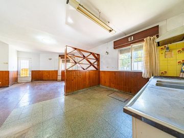 VENTA CASA 2 DORM PATIO Y PARRILLA  TERRAZA DESPEJ