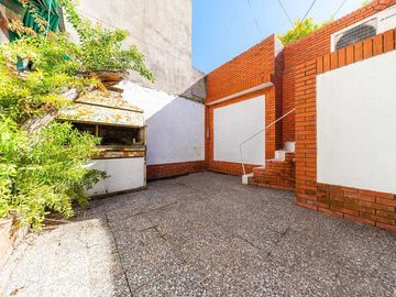 VENTA CASA 2 DORM PATIO Y PARRILLA  TERRAZA DESPEJ