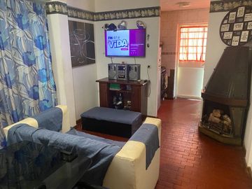 DEPARTAMENTO DOS DORMITORIOS EN BARRIO ACINDAR