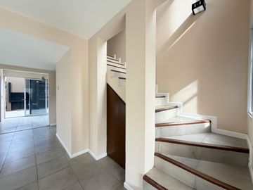 VENTA CASA 4AMB B°CALIFORNIA VILLAGE APTO CREDITO
