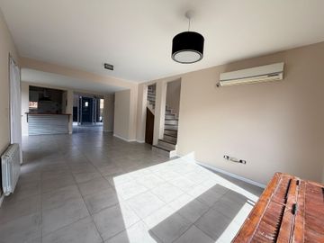 VENTA CASA 4AMB B°CALIFORNIA VILLAGE APTO CREDITO