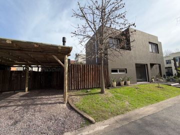 VENTA CASA 4AMB B°CALIFORNIA VILLAGE APTO CREDITO