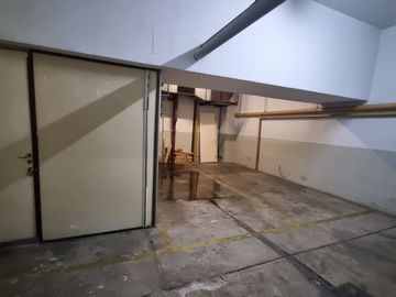 VENTA COCHERA EN SAN NICOLAS IDEAL INVERSION