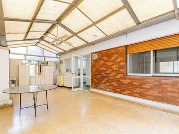 VENTA DEPTO 3AMB C/ESTUDIO QUINCHO PATIO BALVANERA