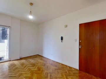 VENTA 2 AMBIENTES LUMINOSO Y ACTUALIZADO MONSERRAT