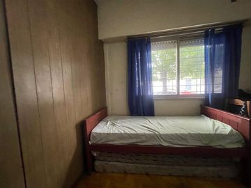 VENTA DEPARTAMENTO 3 AMBIENTES CON COCHERA. MORON