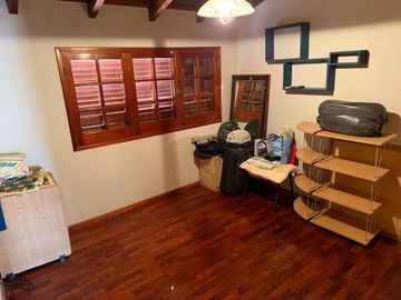 VENTA CASA 4 DORMITORIOS PILETA CLIMATIZADA PILAR