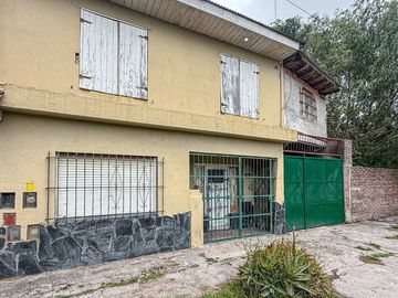 Casa y departamentos a reciclar barrio Las Heras