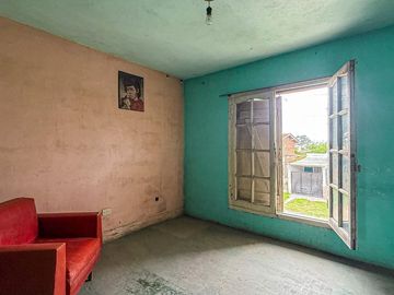 Casa y departamentos a reciclar barrio Las Heras
