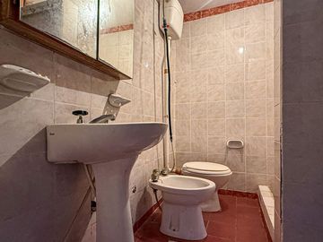 Casa y departamentos a reciclar barrio Las Heras