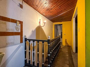 Casa y departamentos a reciclar barrio Las Heras