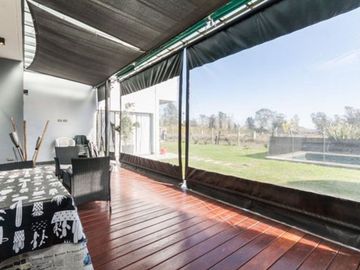 CASA 5 AMBIENTES CON PILETA EN HUDSON