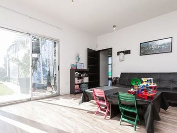 CASA 5 AMBIENTES CON PILETA EN HUDSON