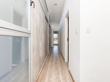 CASA 5 AMBIENTES CON PILETA EN HUDSON