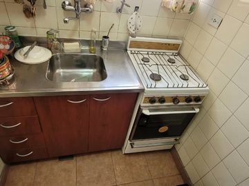 DEPARTAMENTO 2 AMBIENTES CONTRAFRENTE CON COCHERA