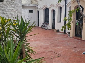 DEPARTAMENTO DE PASILLO UN DORMITORIO ZONA CENTRO
