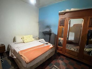 VENTA CASA EN BARRIO TIRO SUIZO CON COCHERA