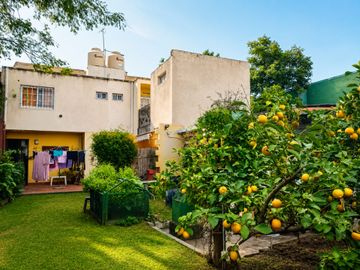 Casa Multifamiliar en Venta/Permuta en Victoria