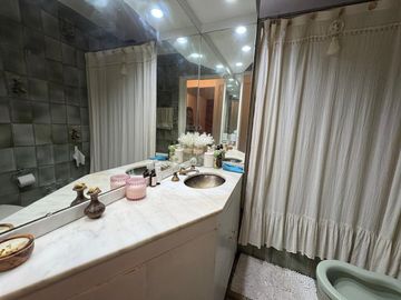VENTA CASA BOULOGNE 4 AMBIENTES PILETA COCH-JARDIN