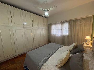 VENTA CASA BOULOGNE 4 AMBIENTES PILETA COCH-JARDIN