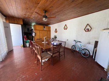 VENTA CASA BOULOGNE 4 AMBIENTES PILETA COCH-JARDIN
