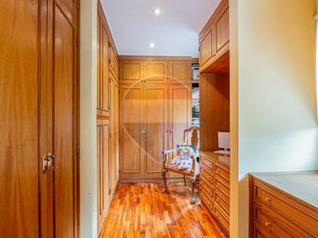 CASA EN VENTA EN ABRIL CLUB DE CAMPO