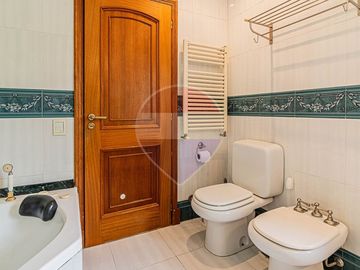 CASA EN VENTA EN ABRIL CLUB DE CAMPO