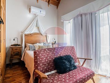 CASA EN VENTA EN ABRIL CLUB DE CAMPO