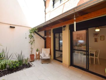 VENTA Dúplex 2 dormitorios en complejo. Pichincha